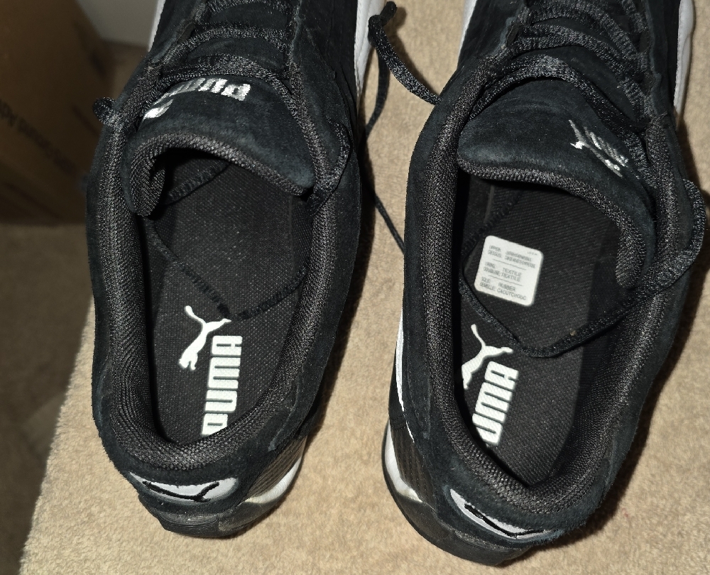 Puma Men's Classic Black and White Suede Sneakers - Picture 5 of 5
